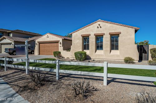3890 Old Stone Cir, Chandler, AZ 85249-5788