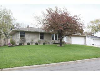 664 Terrace Dr, Saint Paul, MN 55113-2149