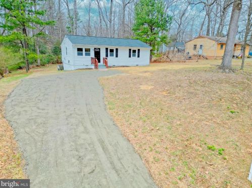 16434 Braswell St, Bowling Green VA  22427-2231 exterior