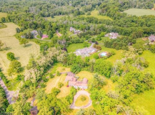 502 Van Beuren Rd, Morristown NJ  07960-6458 exterior