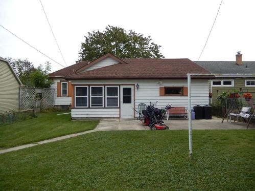464 Martin Ave, Fond Du Lac WI  54935-5943 exterior