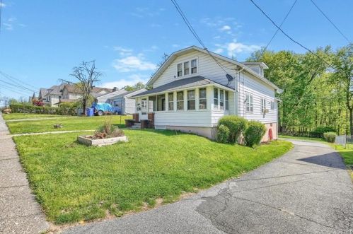 160 Monhagen Ave, Middletown, NY 10940-6019