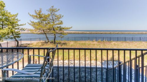 59 Harborhead Dr, Point Pleasant Beach NJ  08742-2681 exterior