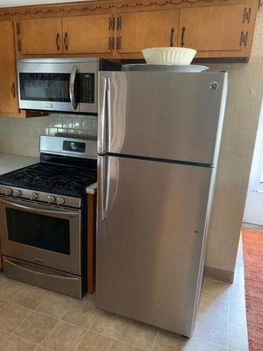 23 Whipple Ct, Providence RI  02911-2356 exterior