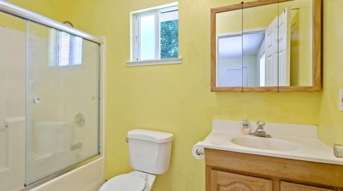 2733 Stanislaus St, Riverbank CA  95367-2238 exterior