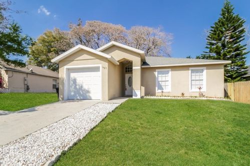 1487 Woodwind Dr, Apopka FL  32703-7244 exterior