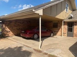 2721 Hurstview Dr, Hurst, TX 76054-2418
