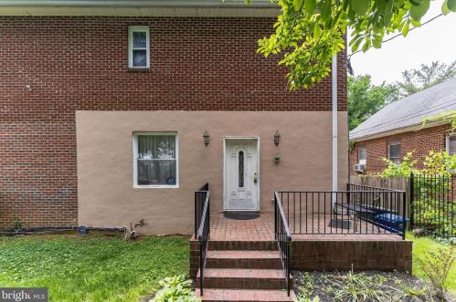 2409 Rand Pl, Washington, DC 20002-1913