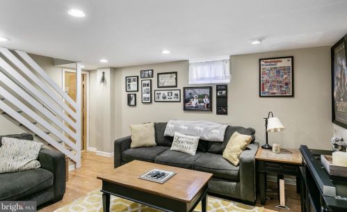 136 Franklin St, Auburn NJ  08085-1236 exterior