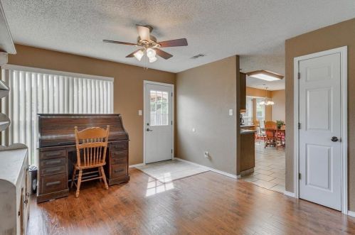 1401 Sedalia Ct, Lewisville TX  75028-2136 exterior