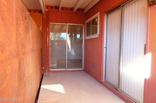 2131 Margaret Ave, Tucson AZ 85716-2722 exterior