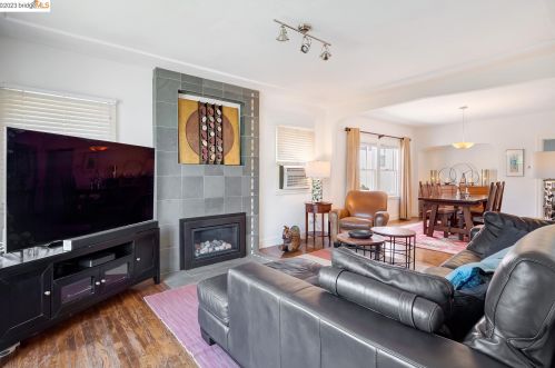 2834 60 Ave, Oakland CA 94605-1504 exterior