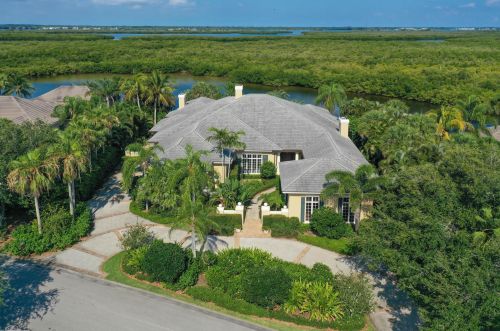 533 White Pelican Cir, Vero Beach, FL 32963-9520