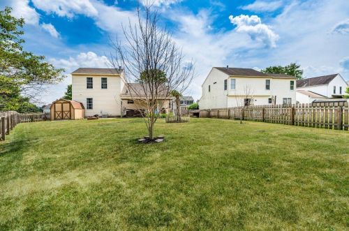 704 Osborn Dr, Pataskala OH  43062-7444 exterior