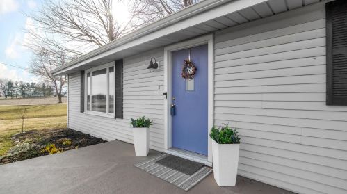 4251 Troy Rd, Delaware, OH 43015-9729