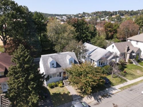 139 Kanouse St, Boonton, NJ 07005-2215