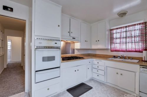 7812 Jackson Way, Buena Park CA  90620-3923 exterior