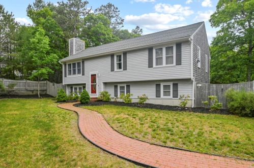 20 Pisces Ln, Plymouth, MA 02360-2212