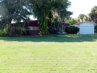 1496 Linda Rd, Okeechobee, FL 34974-0433