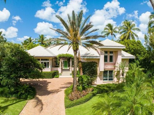 299 Little Harbour Ln, Naples, FL 34102-7623