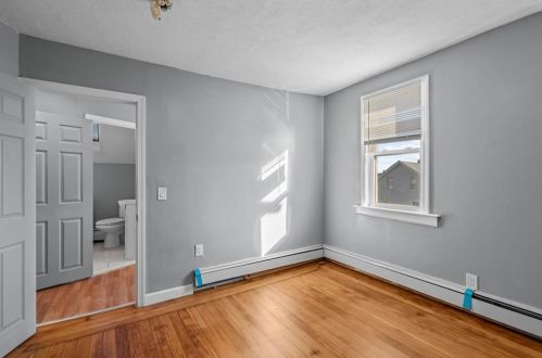 111 Metcalf St, Providence RI 02904-2438 exterior