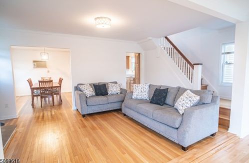 61 Grove Ave, Verona NJ  07044-1612 exterior