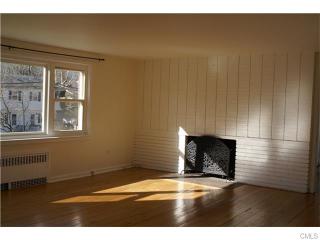33 River St, New Canaan CT  06840-4232 exterior