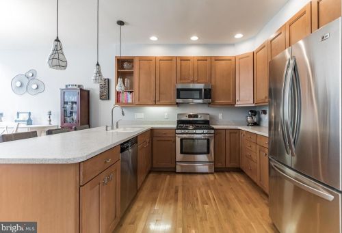 8 Homer Ct, Wilmington, DE 19808-1113