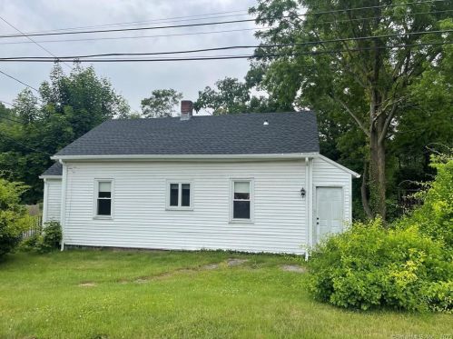 29 Treasure Ave, Kensington, CT 06037-1332