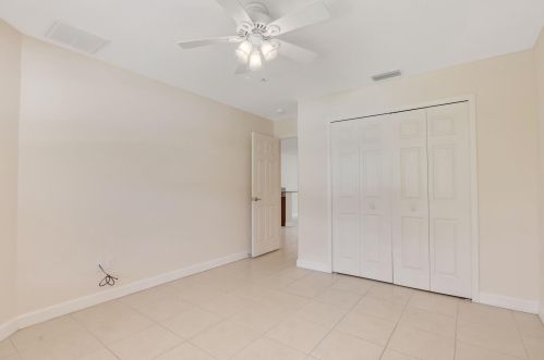 116 Camino Del Rio, Fort Pierce FL  34952-2375 exterior