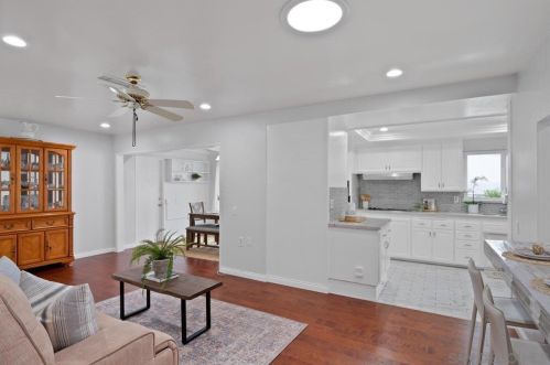 17061 Acena Dr, San Diego CA  92128-2674 exterior