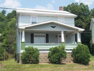 2116 Newberry St, Williamsport, PA 17701-1352