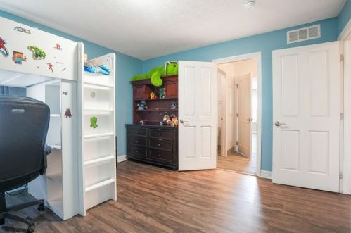 716 Ballater Dr, Delaware OH  43015-7184 exterior