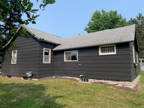 218 5th Ave, Shell Lake, WI 54871-4439