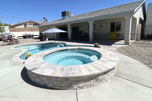 3749 Chiricahua Dr, Lake Havasu City, AZ 86406-7943