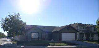 43219 Vineyard Dr, Lancaster, CA 93535-4921