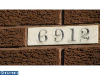 6912 Chelwynde Ave, Philadelphia PA  19142-2117 exterior