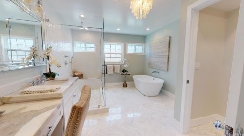 1657 Gates Ave, Manhattan Beach CA  90266-7028 exterior