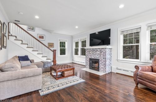 355 Hemlock Ave, Garwood NJ  07027-1430 exterior