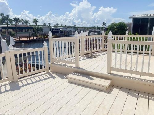 17671 Peppard Dr, Fort Myers Beach FL  33931-7144 exterior