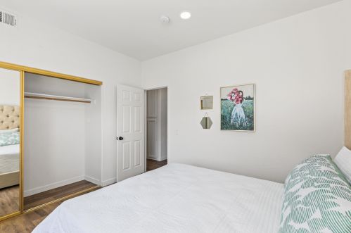 48118 Via Hermosa, La Quinta CA  92253-2227 exterior