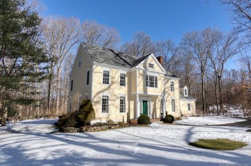 11 Blueberry Hill Reserve, Deep River CT  06419-2330 exterior