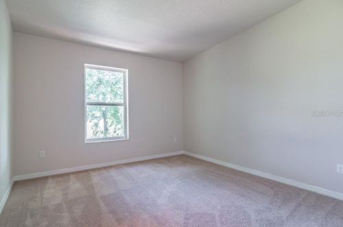 961 Aussi Ct, Tarpon Springs FL  34689 exterior