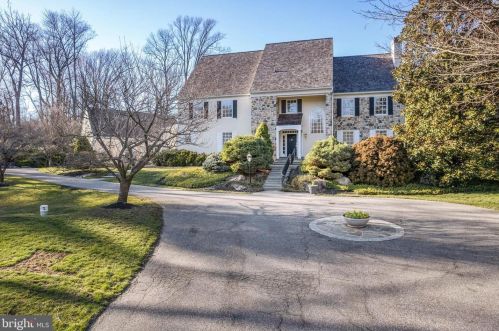 1195 Leopard Rd, Berwyn, PA 19312-2028