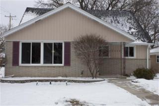 2250 103rd St, Milwaukee, WI 53226-2420