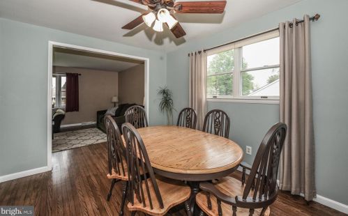 140 Windsor Ave, Southampton PA  18966-3334 exterior