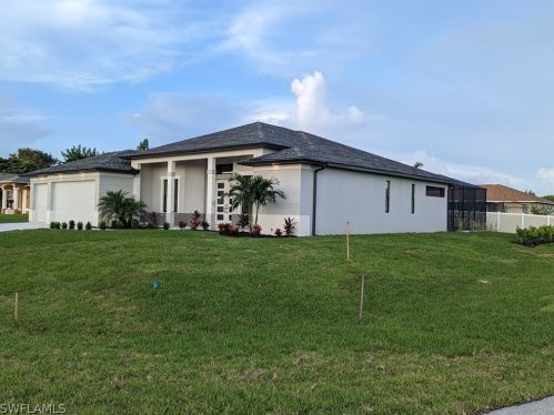 3613 12th Ave, Cape Coral, FL 33909-6486