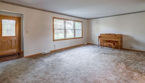 11860 Green Valley Rd, Mount Vernon OH  43050-9624 exterior