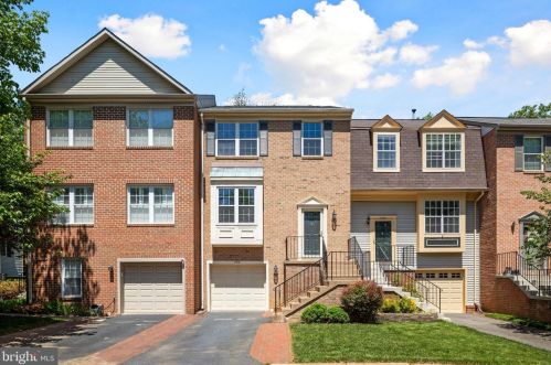 7714 Asterella Ct, Springfield, VA 22152-3132