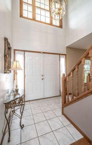 4052 Camberwell Dr, Saint Paul, MN 55123-3918